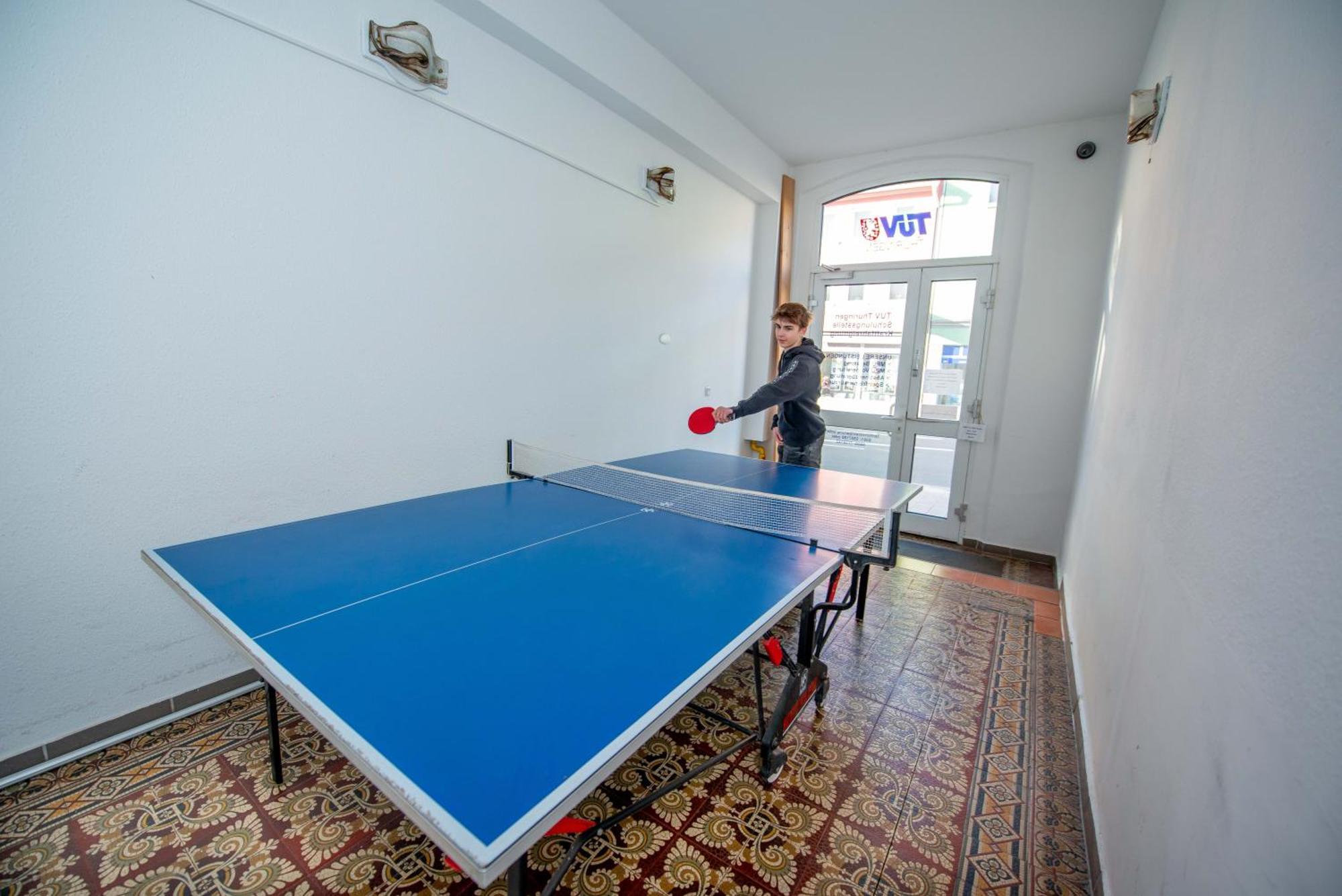 Apartment Kronprinz Zentral Mit Infrarot-Sauna Eisenach Bagian luar foto